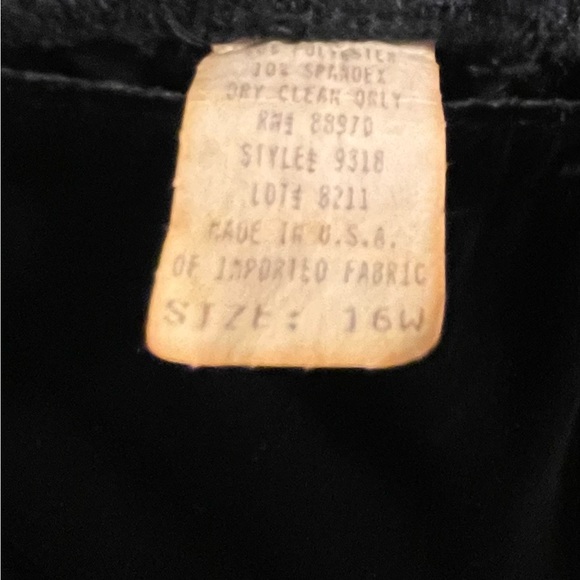 Unbranded Velvet Straight Leg Comfortable Pants - Women’s Size 16w - 28" Inseam - Picture 3 of 3